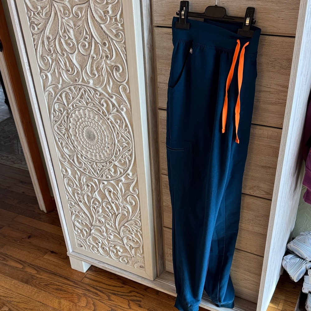 Figs deep reef jogger Pants with Orange Drawstring